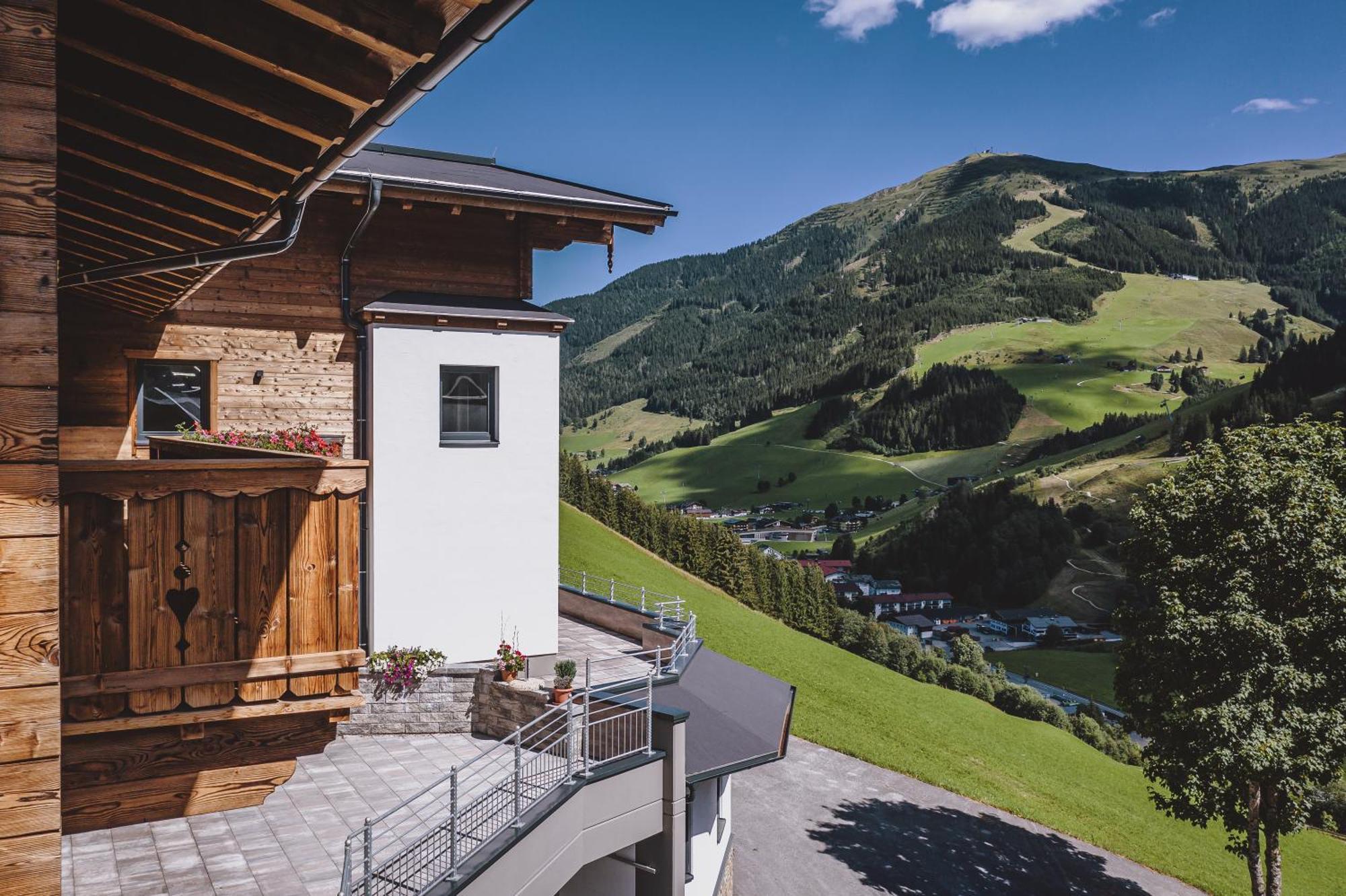 Lindlinghof Aparthotel Saalbach-Hinterglemm Eksteriør bilde